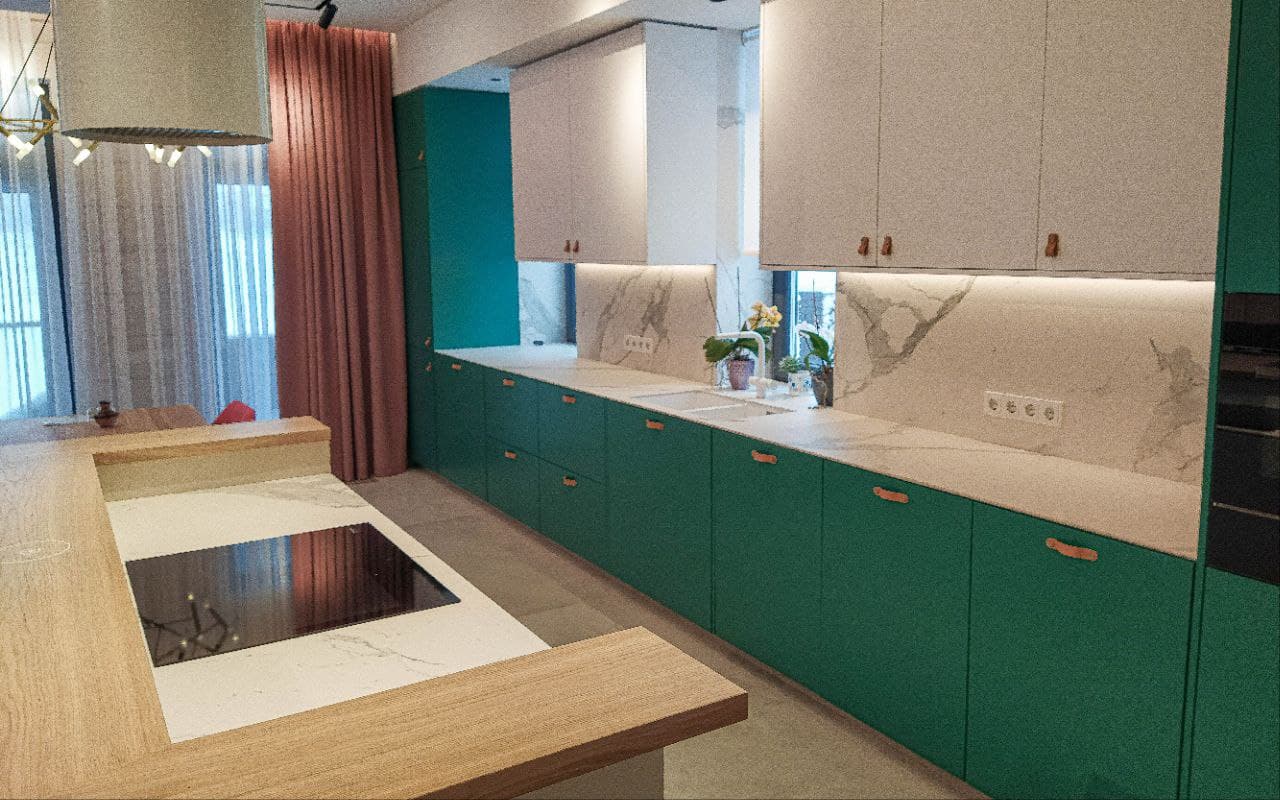 Кухня в сочном зеленом